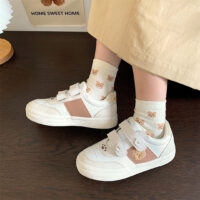 أحذية رياضية يابانية لطيفة ذات قاع سميك الدب كاواي