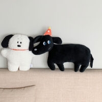 Kleines schwarzes Hundepuppen-Plüschtier Geburtstagsgeschenk kawaii