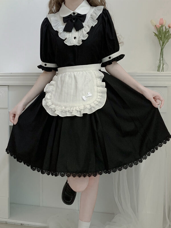 Sommerliches schwarzes Lolita-Kleid mit kurzen Ärmeln 1