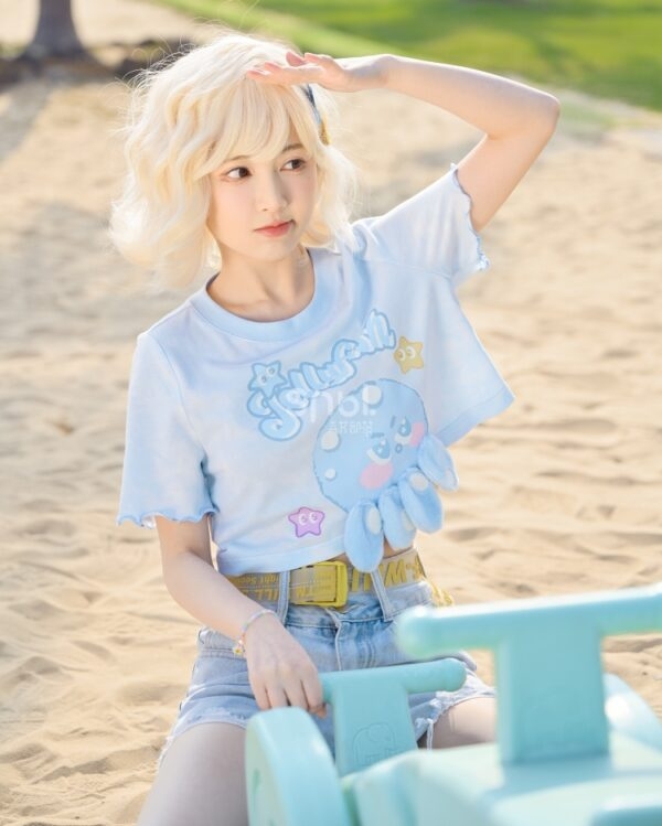Koszulka z uroczą lalką z kreskówkową ośmiornicą Kawaii Mori Girl