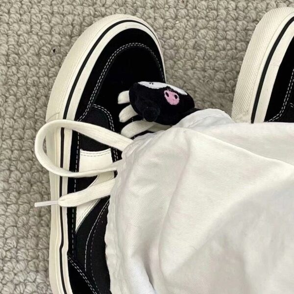 Zapatos de lona Kawaii negros Kuromi kawaii negro