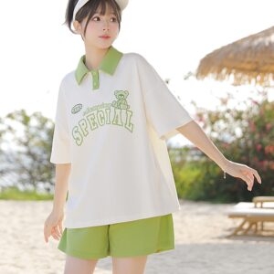 Grünes Kontrast-Polo-T-Shirt im Mori-Girl-Stil Grünes Kawaii