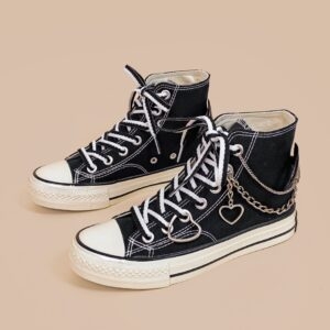 Scarpe di tela alte nere stile punk sneakers nere kawaii