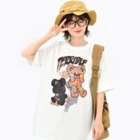 T-shirt da orso cartoon allentata nera stile ragazza morbida Kawaii nero