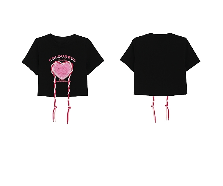 Camiseta negra con estampado de corazón rosa dulce y picante 2