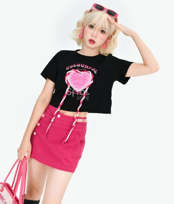 Czarny, słodko-pikantny, różowy T-shirt z nadrukiem w kształcie serca Czarny kawaii