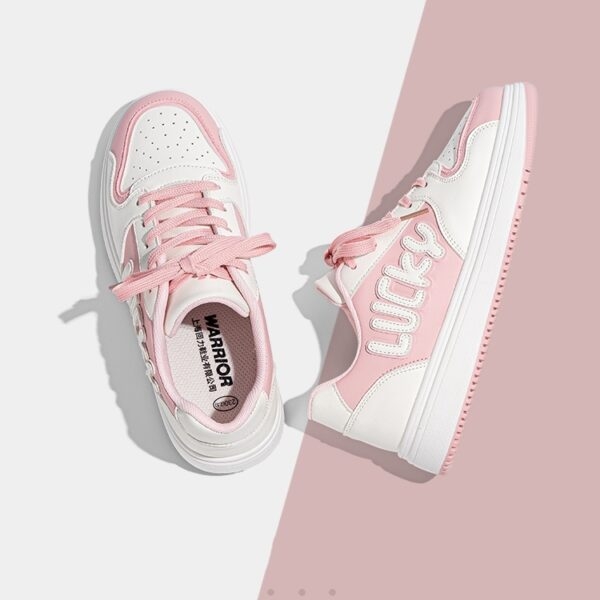 Kawaii Pink Lucky bestickte Sneakers 2