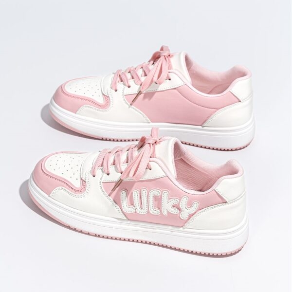Kawaii Pink Lucky bestickte Sneakers 4