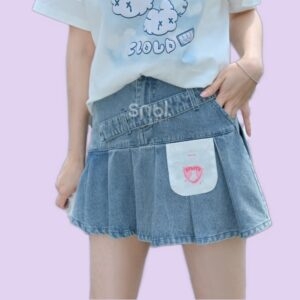 Słodka dziewczęca spódnica mini z wysokim stanem i plisowaną spódnicą dżinsową. Spódnica dżinsowa kawaii