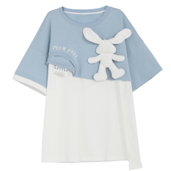 Camiseta de dos piezas falsa con conejito tridimensional en contraste de color lindo kawaii azul