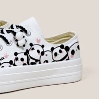 Sapatos de lona de cano baixo com estampa de panda fofos pintados à mão Sapatos de lona kawaii
