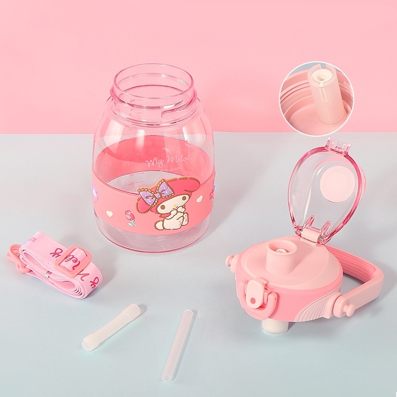 Cute Sanrio Character Portable Large-Capacity Water Bottle