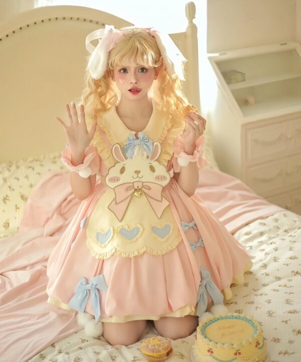 Schattige roze geborduurde Lolita-jurk met cartoon konijn 5