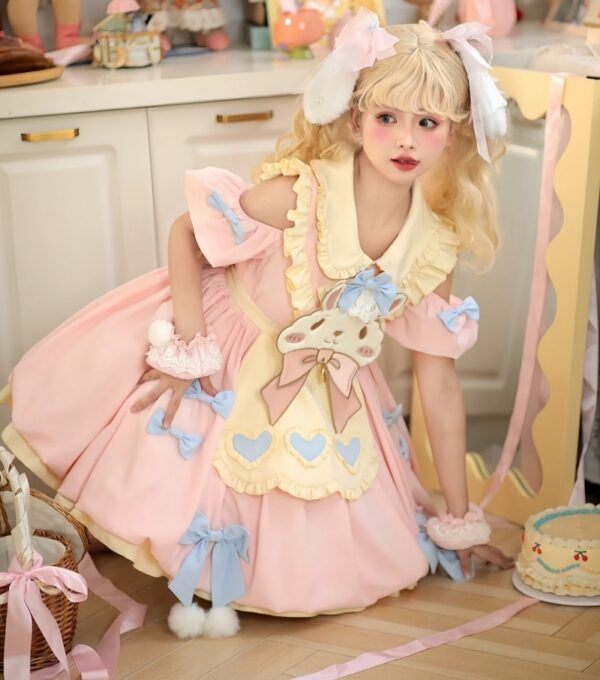 Leuke roze geborduurde Lolita-jurk met cartoon konijn 2