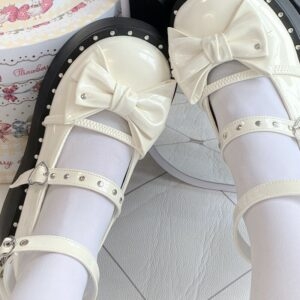Süße Lolita Schuhe im coolen Stil mit Schleife und dicker Sohle cooles Kawaii
