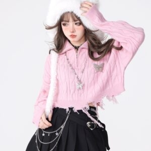 Słodki, dziewczęcy styl, różowy sweterek z kołnierzykiem polo, krótki sweterek jesienny kawaii