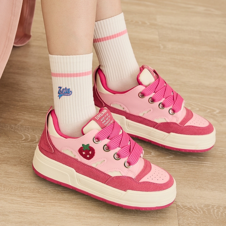 Zapatillas bajas rosas estilo dopamina dulce y femenina
