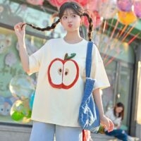 Letnia koszulka Kawaii z kreskówkową stroną Flip Apple Kawaii jabłko