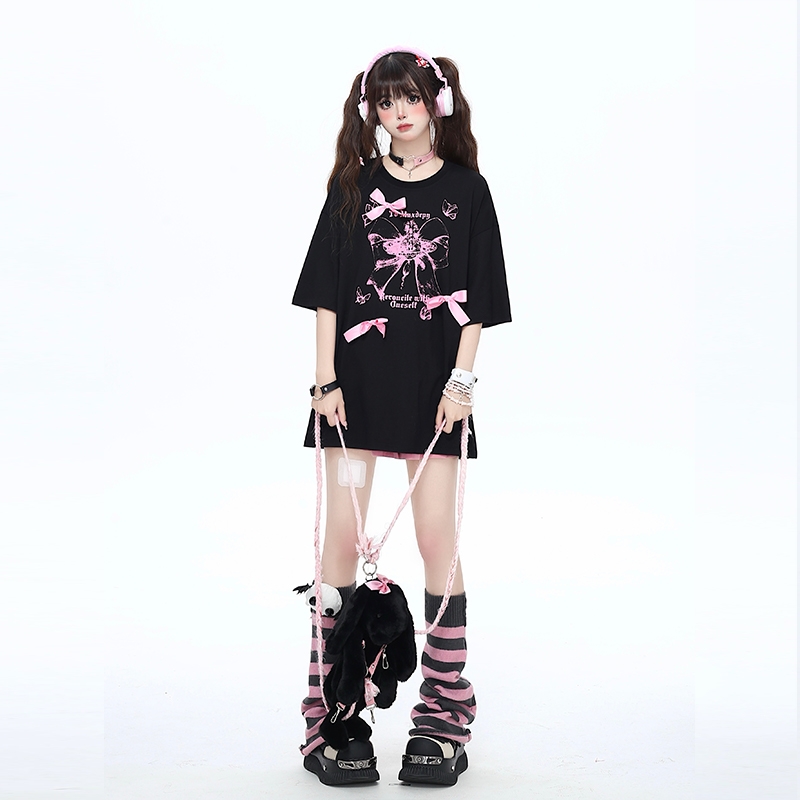 Süßes cooles T-Shirt im Mädchenstil mit dreidimensionaler Schleife und Rundhalsausschnitt
